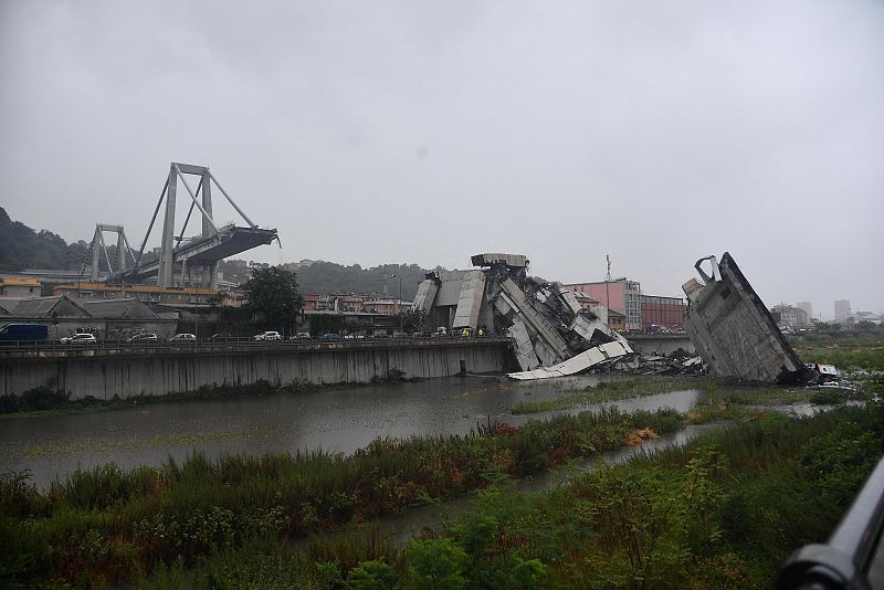 Los escombros han caído desde una altura de 50 metros