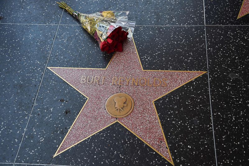 La vida de Burt Reynolds, en imágenes