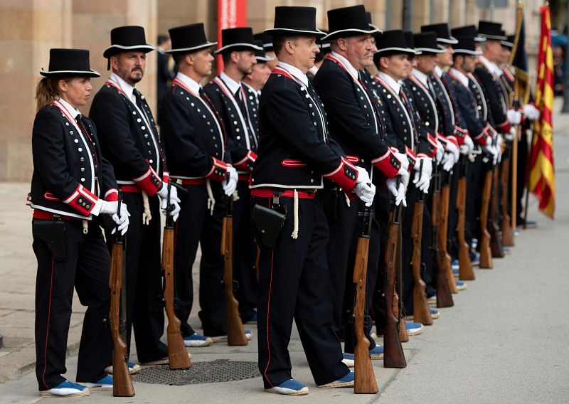 Los guardias de honor de los Mossos d'Esquadra
