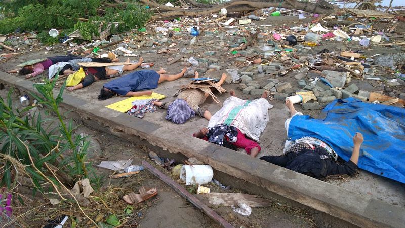 Víctimas del terremoto-tsunami en Palu