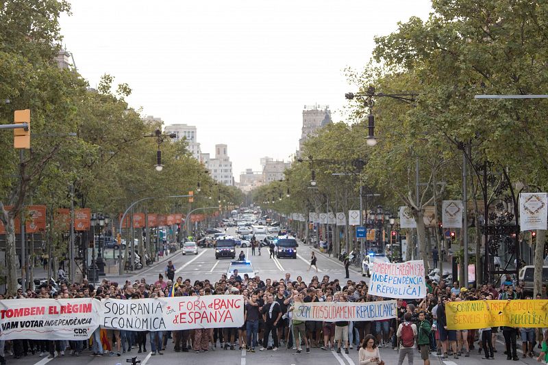Independentistas cortan el tráfico en Barcelona