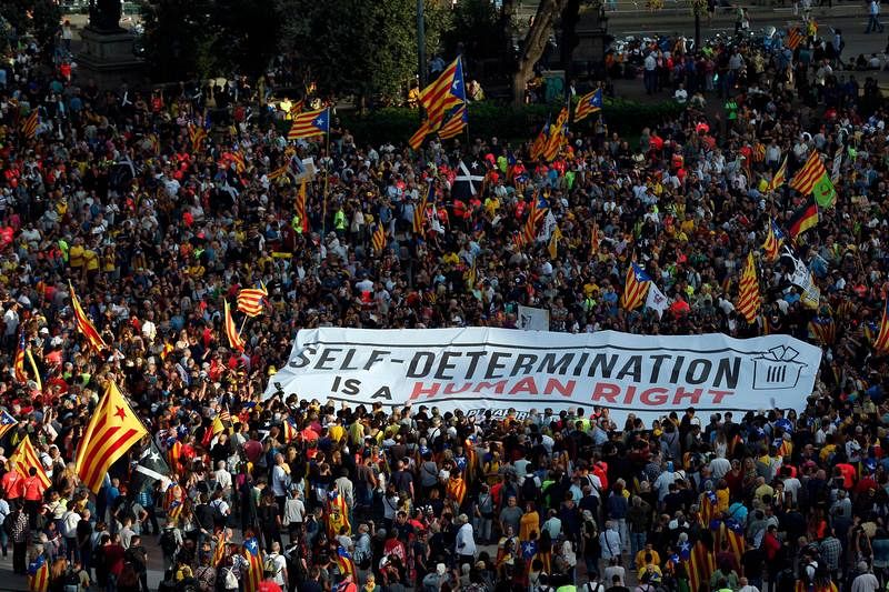  Estudiantes se manifiestan en Barcelona por el 1-O