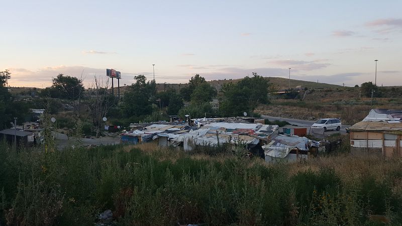 Casas de plástico y cartón