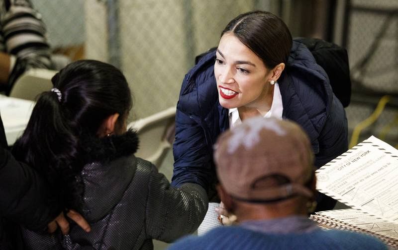 Estadounidenses acuden a votar en las elecciones legislativas