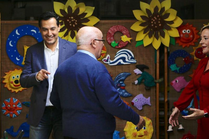 Juanma Moreno, en Malaga