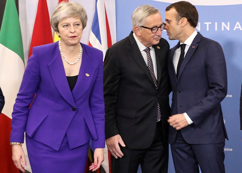Reunión de Juncker, Macron y May