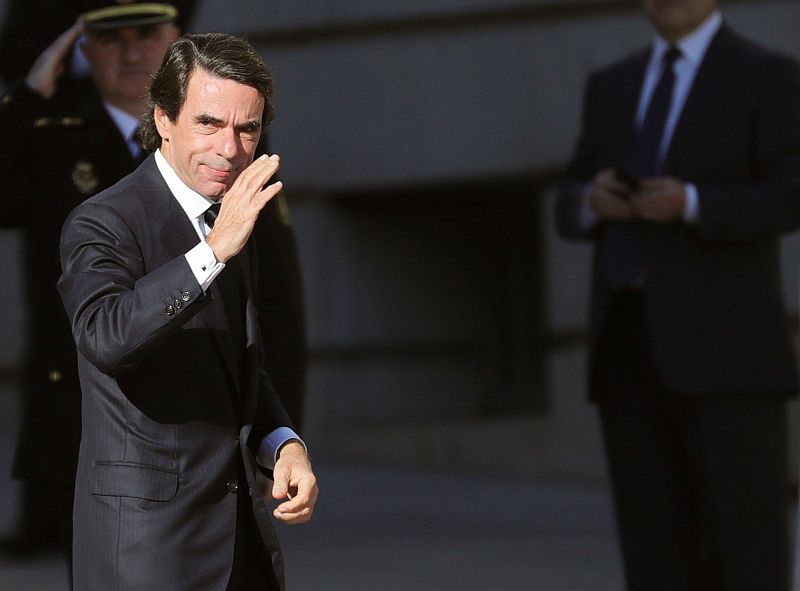El expresidente José María Aznar llega al Congreso