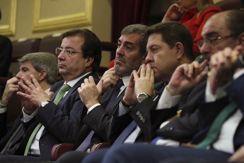 Presidentes autonómicos en la celebración de la Constitución