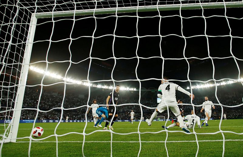 Club World Cup - Final - Real Madrid v Al Ain