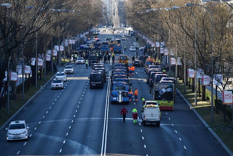 A las 10.30 horas ya había terminado el desalojo de los taxistas del paseo de la Castellana