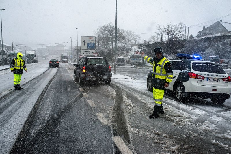 La borrasca Helena comienza a colapsar el tercio norte del país