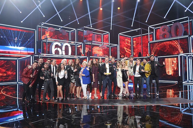 Foto de familia 'La mejor canción jamás cantada'