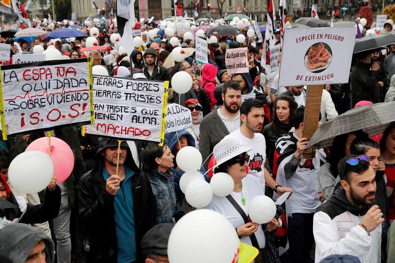 'La Revuelta de la España Vaciada' ha arrancado desde las inmediaciones de la Plaza de Colón de Madrid