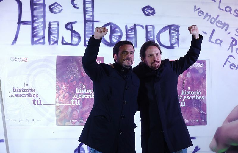 El candidato de Podemos a la presidencia del Gobierno y el líder de IU dan inicio a la campaña electoral de Unidas Podemos, esta noche en Madrid. 