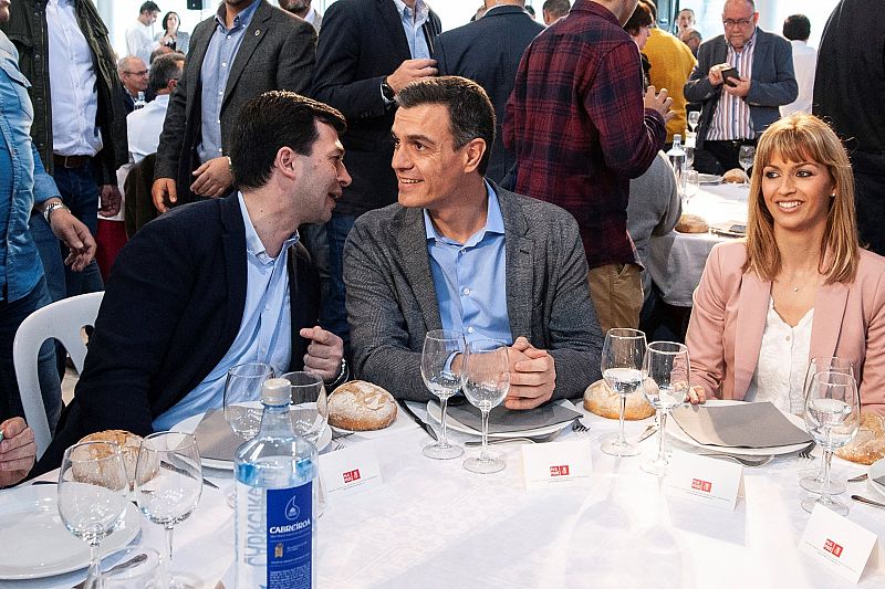 Comida mitin de Pedro Sánchez en Ourense