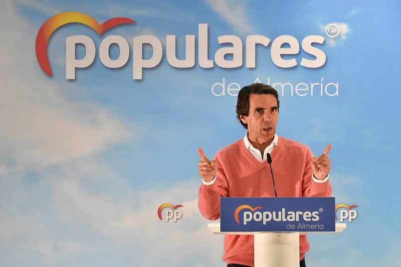 El expresidente José María Aznar, en un acto electoral en Almería