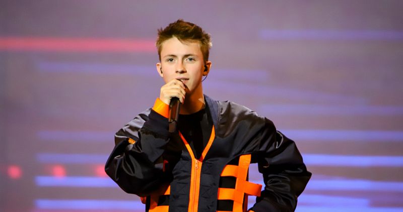 Eliot Vassamillet (Bélgica) en su primer ensayo en Eurovisión 2019