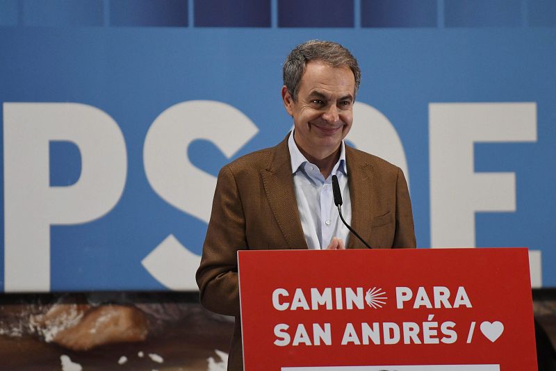 Zapatero participa en un acto de campaña en León