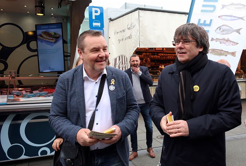 Puigdemont hace campaña con un eurodiputado flamenco