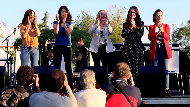 Las candidatas de Unidas Podemos a la Presidencia de la Comunidad de Madrid, Isa Serra; al Parlamento Europeo Sira Rego y María Eugenia Rodríguez Palop; la coportavoz de Unidas Podemos en el Congreso, Ione Belarra; y la diputada Sol Sánchez