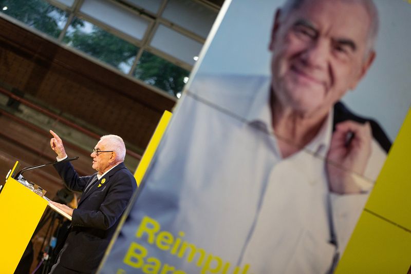 El candidato de ERC a la Alcaldía de Barcelona, Ernest Maragall, durante el mitin final de campaña