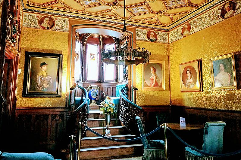 Sala de la reina en el Castillo Hohenzollern.