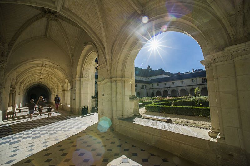 Claustro principal de la Real Abadía de Fontevraud.