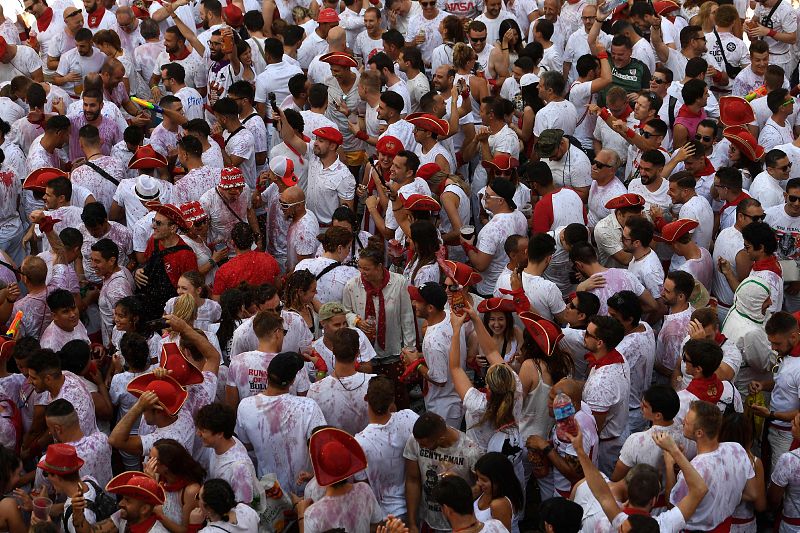 Expectación para el chupinazo, que marca el inicio de los Sanfermines