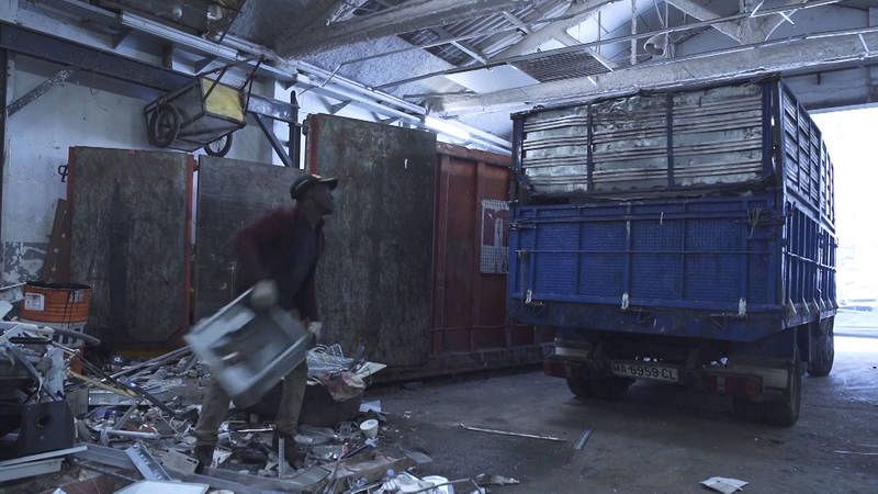   Los inmigrantes no tienen una voz que refleje su presencia en nuestras ciudades ni su vida cotidiana entre nosotros