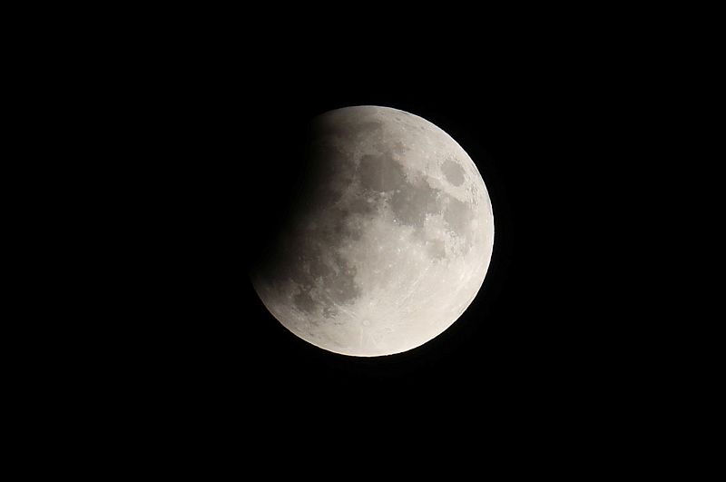 El eclipse parcial de luna, en imágenesch