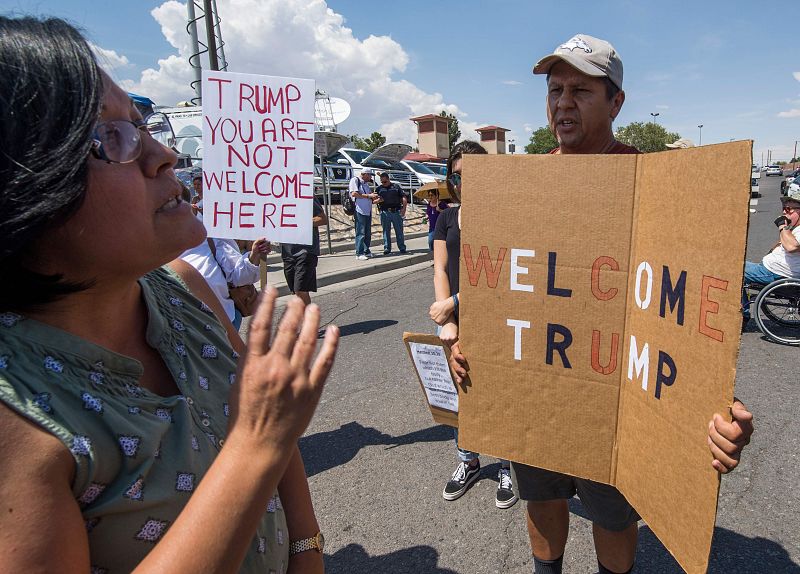 Manifestaciones para dar la bienvenida y para rechazar a Trump