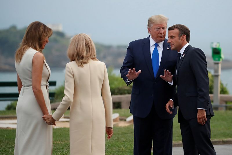 El presidente de Francia, Emmanuel Macron, y su mujer, Brigitte Macron, reciben al presidente de EE.UU., Donald Trump, y a la Primera Dama, Melania Trump