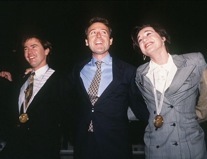 La esquiadora Blanca Fernández Ochoa y la tenista Arantxa Sánchez Vicario, durante la fiesta de entrega de los Premios de la Gala del Deporte de 1989