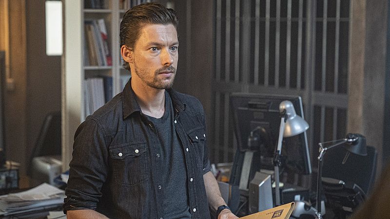 Estoy vivo - Adrián