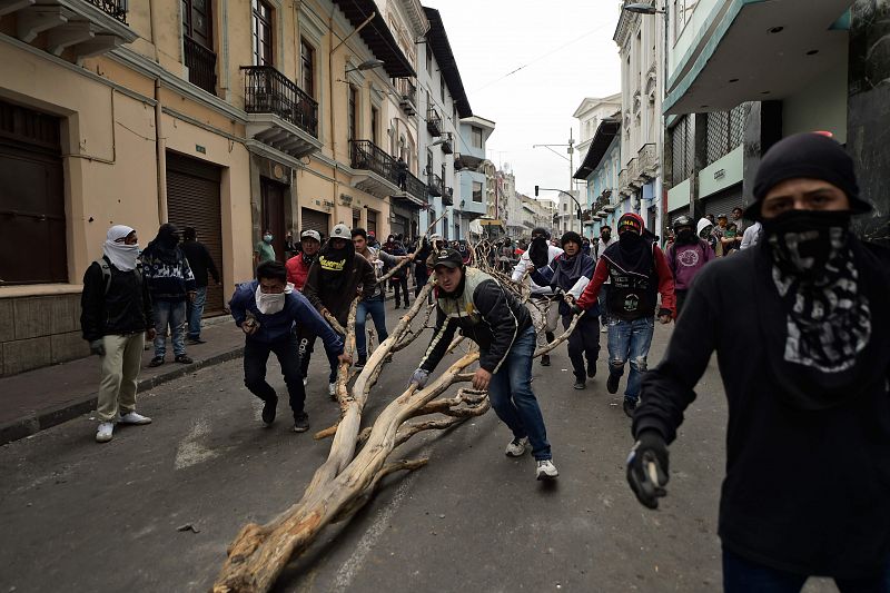 Las protestas en Ecuador, en imágenes