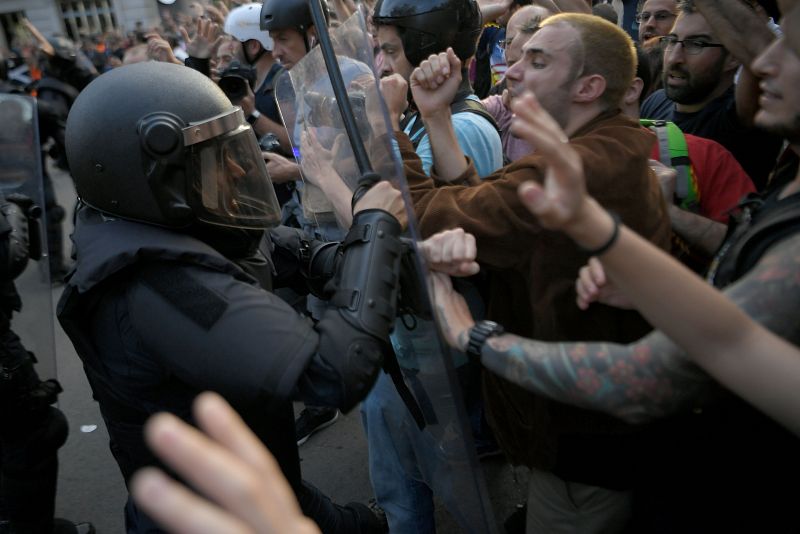 Nueva jornada de protestas en Barcelona en contra de la sentencia del 'procés'.