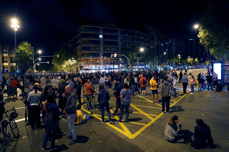 Miles de manifestantes se concentran en Barcelona