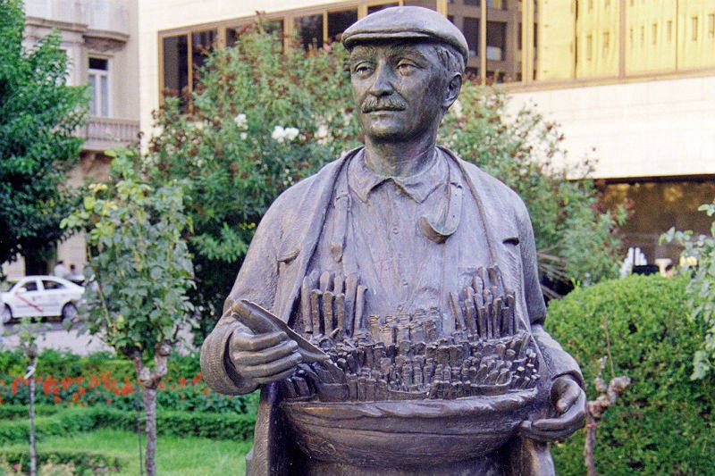 Monumento a los cuchilleros de Albacete.