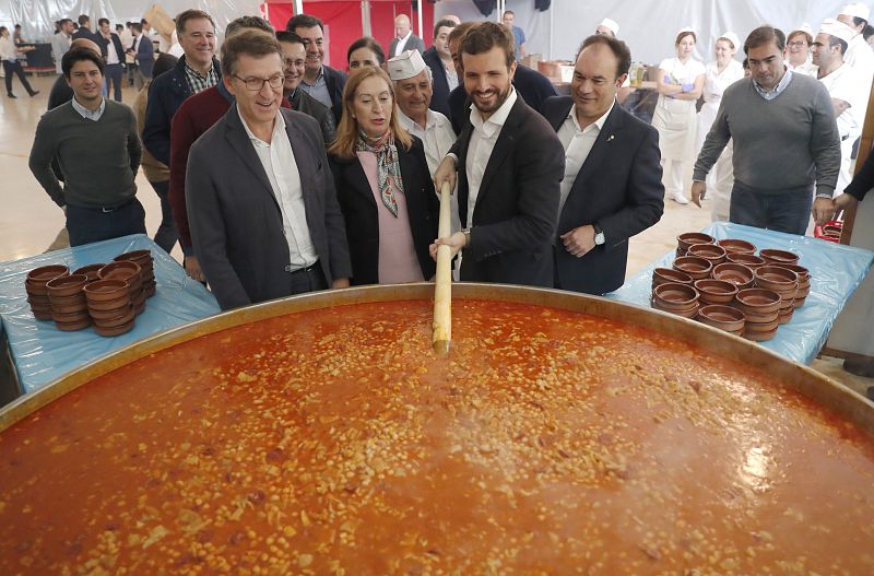 Mitin-comida de Pablo Casado en Lalín, Pontevedra