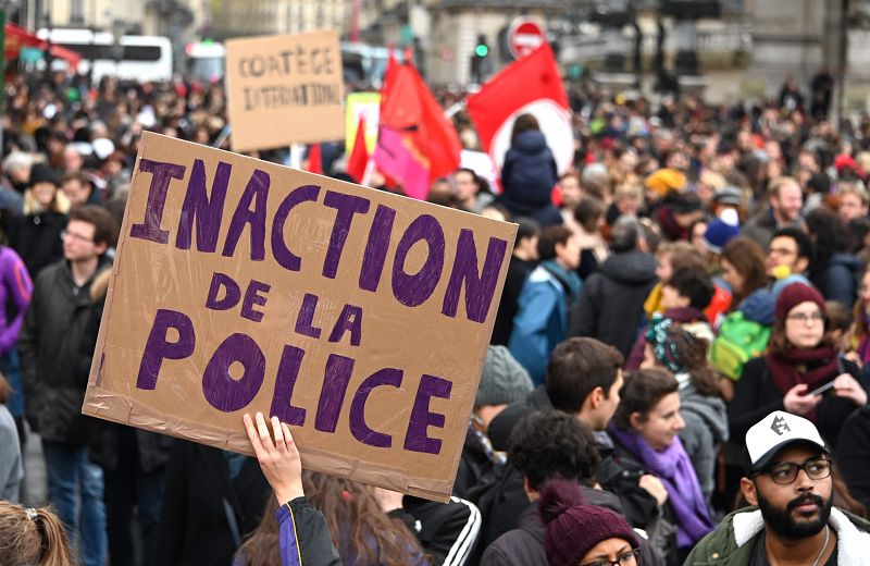 Manifestación en París contra la violencia machista
