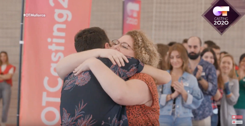 Recibir la pegatina siempre provoca felicidad en la Fase 1 del casting OT 2020 en Madrid