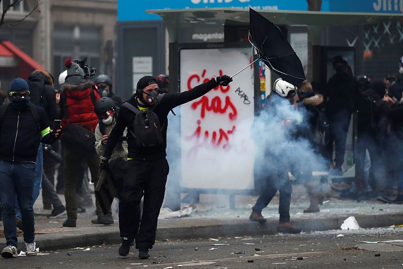 Guiño a los manifestantes en Hong Kong