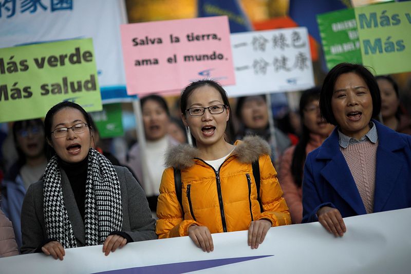 Participantes en la Marcha por el Clima