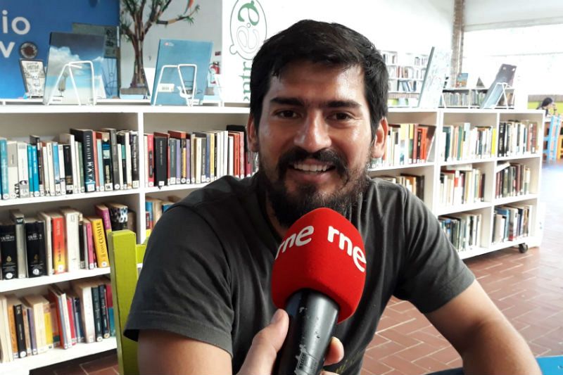 Abraham Vivas, director de programas ambientales en el centro comunitario Entreamigos (San Francisco).