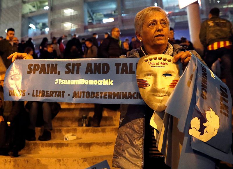 PREPARATIVOS PROTESTA "TSUNAMI DEMOCRÀTIC"