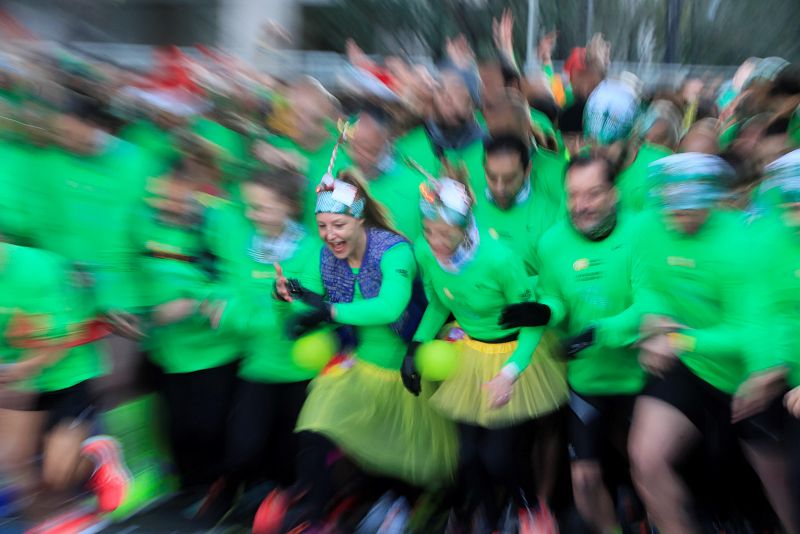 Más de 42.000 corredores despiden el año en la San Silvestre Vallecana