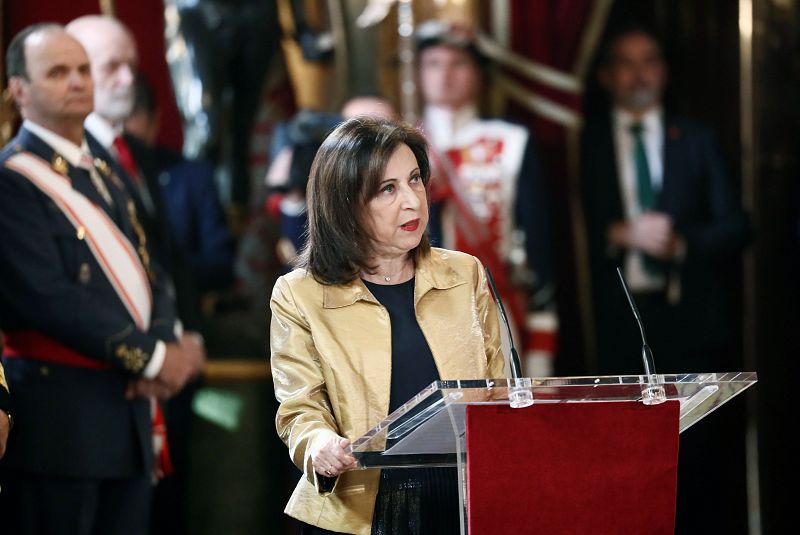 La ministra de Defensa en funciones, Margarita Robles, durante su intervención en la celebración de la Pascua Militar celebrada hoy en una solemne ceremonia en el Palacio Real de Madrid presidida por los reyes.