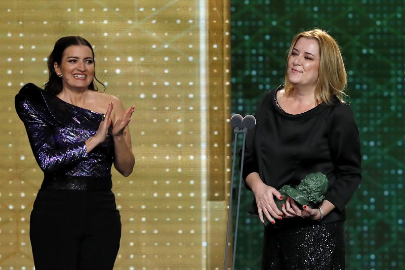 Los mejores momentos de los Goya 2020:  La productora Carla Pérez, recibe el Goya a la "Mejor Dirección de Producción"