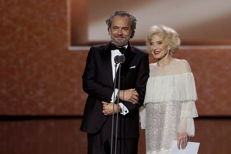 Los mejores momentos de los Goya 2020: José Coronado y Marisa Paredes en uno d elos momentos de la gala