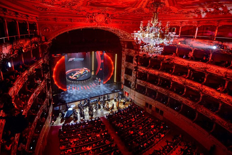  Teatro Valli presentación F1 Ferrari
